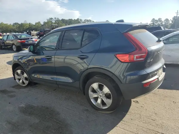YV4AC2HK4M2604185 2021 VOLVO XC40 - Image 2