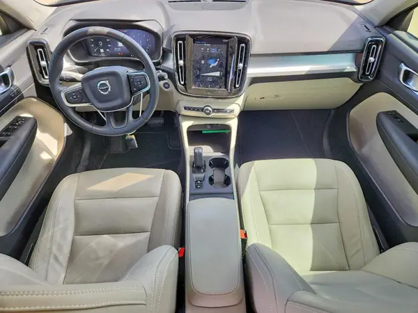 YV4AC2HK5M2431244 2021 VOLVO XC40 - Image 8