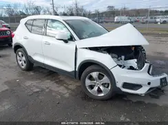YV4AC2HK6K2108348 2019 VOLVO XC40