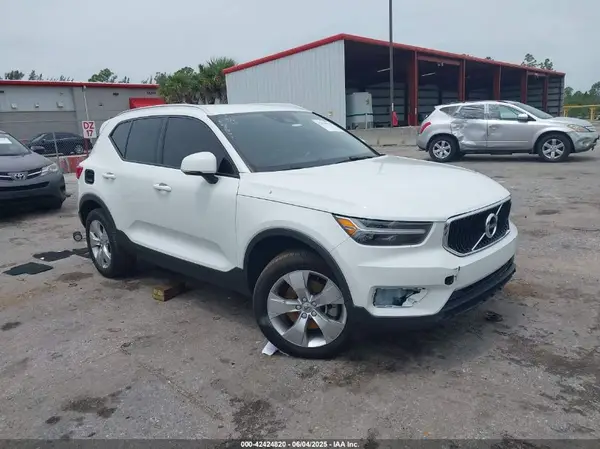YV4AC2HK6L2344841 2020 VOLVO XC40 - Image 1