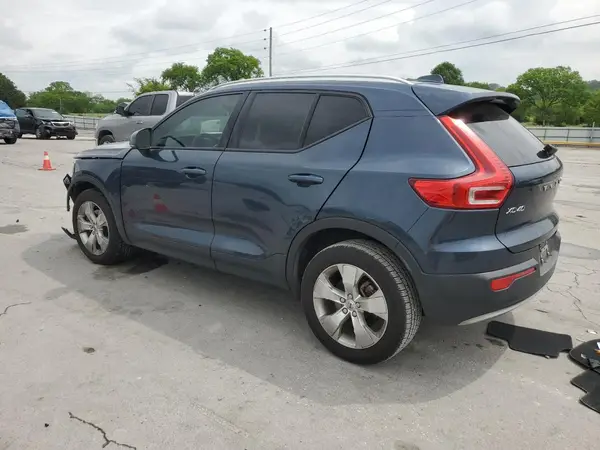 YV4AC2HK6M2586532 2021 VOLVO XC40 - Image 2