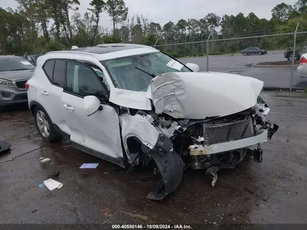 YV4AC2HK7K2107905 2019 VOLVO XC40 - Image 1