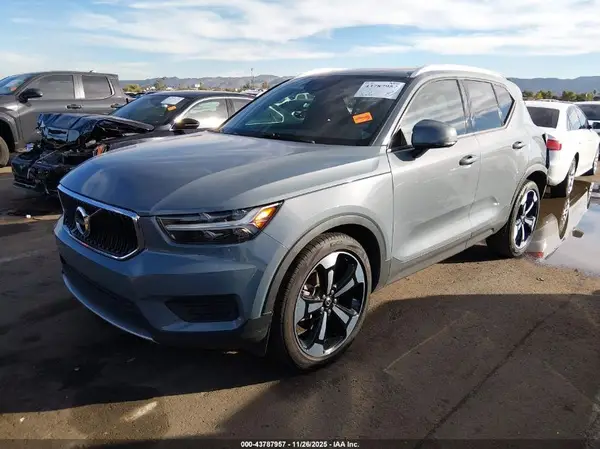 YV4AC2HK7L2262164 2020 VOLVO XC40 - Image 2