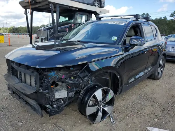 YV4AC2HK7M2557086 2021 VOLVO XC40 - Image 1