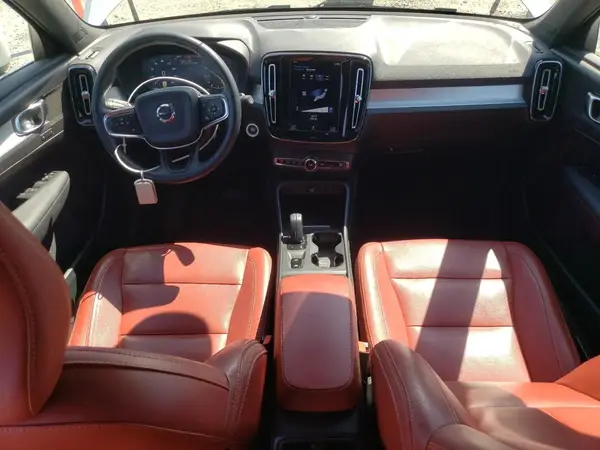 YV4AC2HK8K2123949 2019 VOLVO XC40 - Image 8