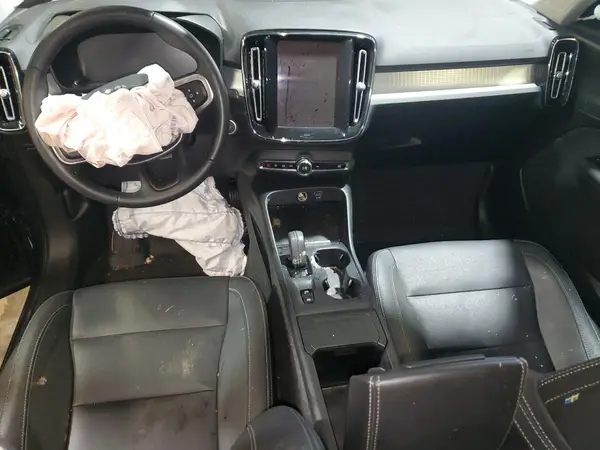 YV4AC2HK8M2556481 2021 VOLVO XC40 - Image 8