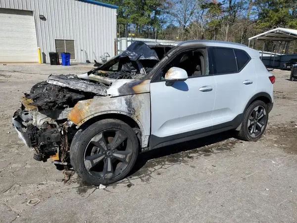 YV4AC2HK9L2244085 2020 VOLVO XC40 - Image 1