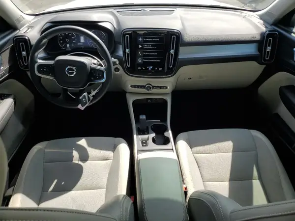 YV4AC2HK9L2248251 2020 VOLVO XC40 - Image 8