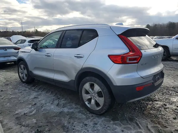 YV4AC2HKXK2050132 2019 VOLVO XC40 - Image 2