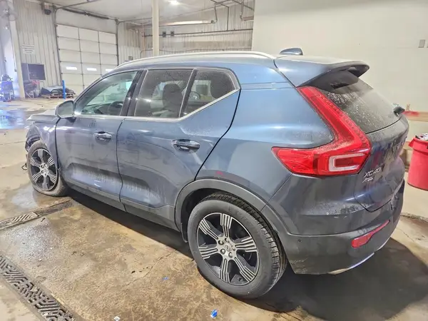 YV4AC2HL2K2071775 2019 VOLVO XC40 - Image 2