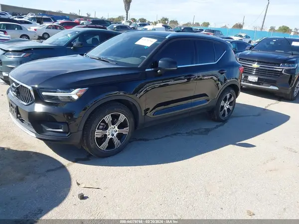 YV4AC2HL3M2591003 2021 VOLVO XC40 - Image 2