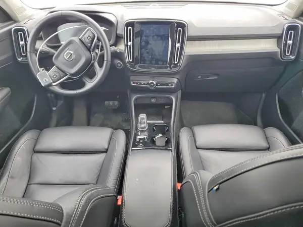YV4AC2HL4K2057988 2019 VOLVO XC40 - Image 8
