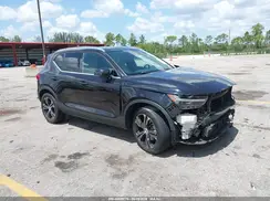 YV4AC2HL7L2318807 2020 VOLVO XC40