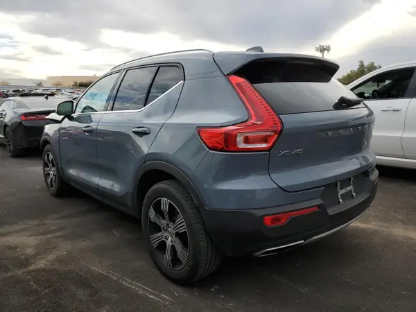 YV4AC2HL7L2341729 2020 VOLVO XC40 - Image 2