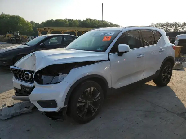 YV4AC2HL8K2076379 2019 VOLVO XC40 - Image 1