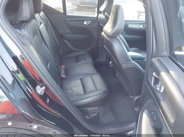 YV4AC2HL9K2094552 2019 VOLVO XC40 - Image 8