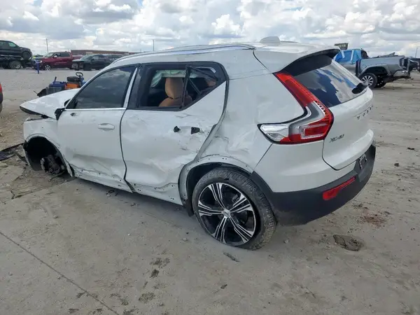 YV4AC2HL9L2244158 2020 VOLVO XC40 - Image 2