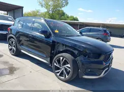 YV4AC2HM0K2057933 2019 VOLVO XC40