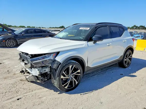 YV4AC2HM0L2172694 2020 VOLVO XC40 - Image 1