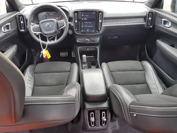 YV4AC2HM0L2313439 2020 VOLVO XC40 - Image 8
