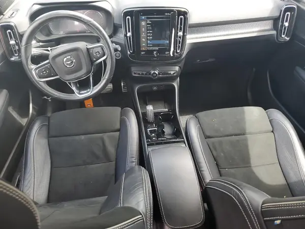 YV4AC2HM1M2470902 2021 VOLVO XC40 - Image 8