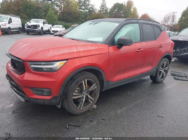 YV4AC2HM1M2481544 2021 VOLVO XC40 - Image 2