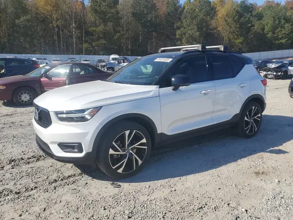 YV4AC2HM3M2513734 2021 VOLVO XC40 - Image 1