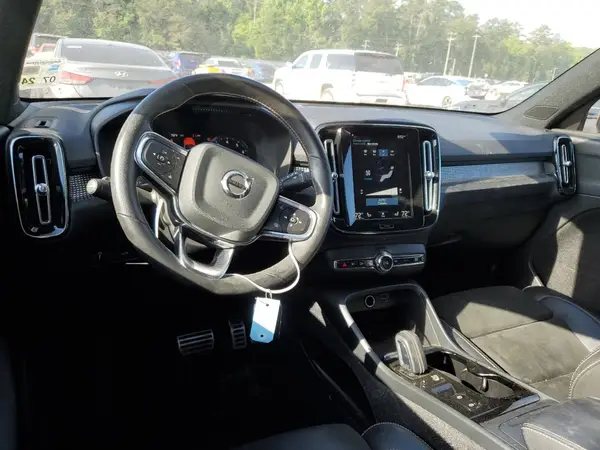 YV4AC2HM3M2537869 2021 VOLVO XC40 - Image 8