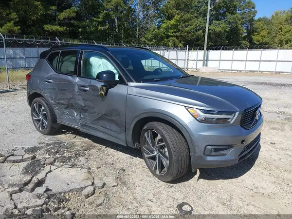 YV4AC2HM4K2106521 2019 VOLVO XC40