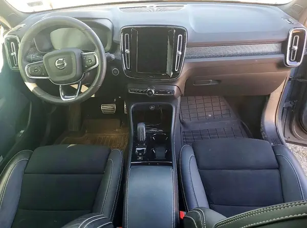 YV4AC2HM5N2780519 2022 VOLVO XC40 - Image 8
