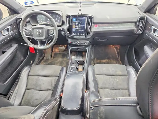 YV4AC2HM6K2045723 2019 VOLVO XC40 - Image 8