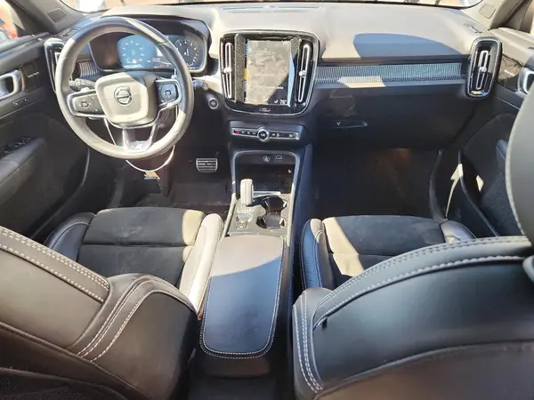 YV4AC2HM6K2057788 2019 VOLVO XC40 - Image 8
