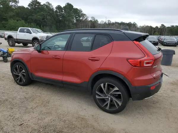 YV4AC2HM9K2074892 2019 VOLVO XC40 - Image 2
