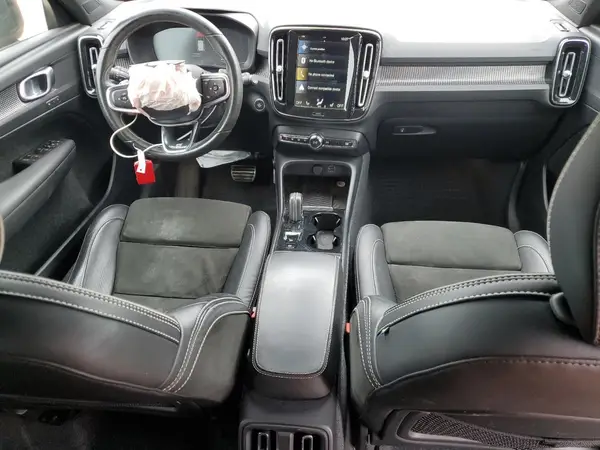 YV4AC2HM9K2074892 2019 VOLVO XC40 - Image 8