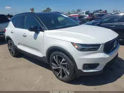 YV4AC2HM9L2284586 2020 VOLVO XC40
