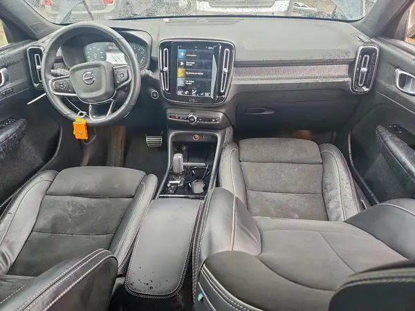 YV4AC2HMXN2699919 2022 VOLVO XC40 - Image 8