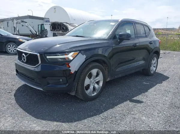 YV4AC2UK1L2313924 2020 VOLVO XC40 - Image 2