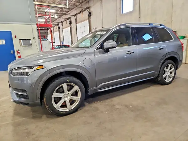 YV4BC0PK9G1032213 2016 VOLVO XC90 - Image 1