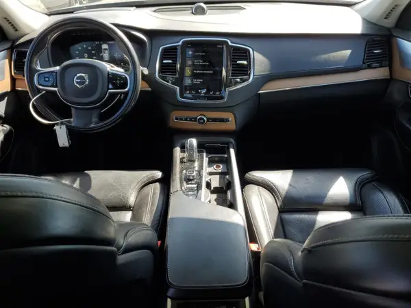 YV4BC0PL0G1048079 2016 VOLVO XC90 - Image 8