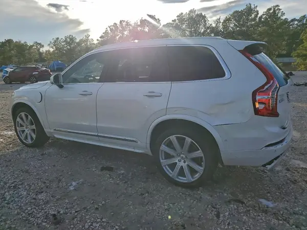 YV4BC0PL0H1108167 2017 VOLVO XC90 - Image 2