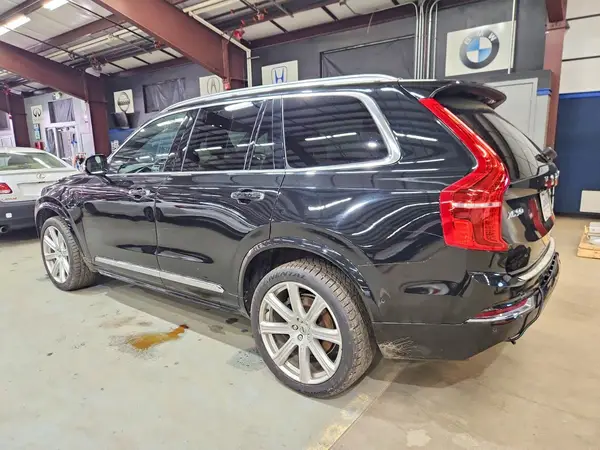 YV4BC0PL0H1120948 2017 VOLVO XC90 - Image 2