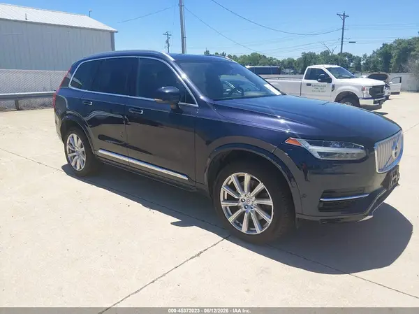 YV4BC0PL1H1126810 2017 VOLVO XC90 - Image 1