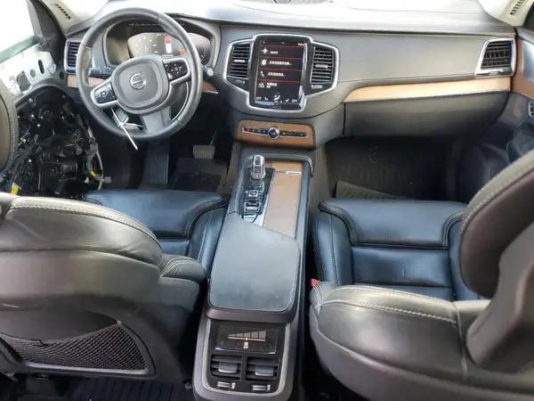 YV4BC0PL2H1183243 2017 VOLVO XC90 - Image 8