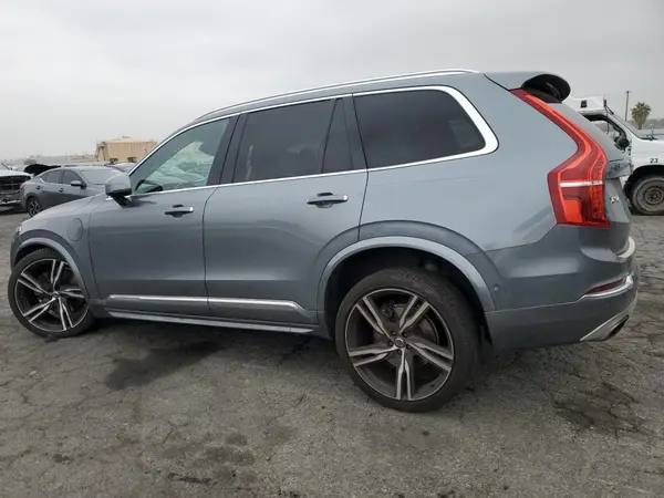 YV4BC0PL2H1186952 2017 VOLVO XC90 - Image 2