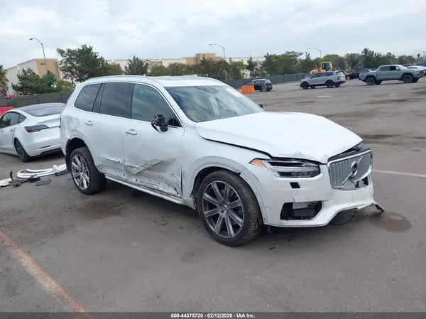 YV4BC0PL3H1119910 2017 VOLVO XC90 - Image 1