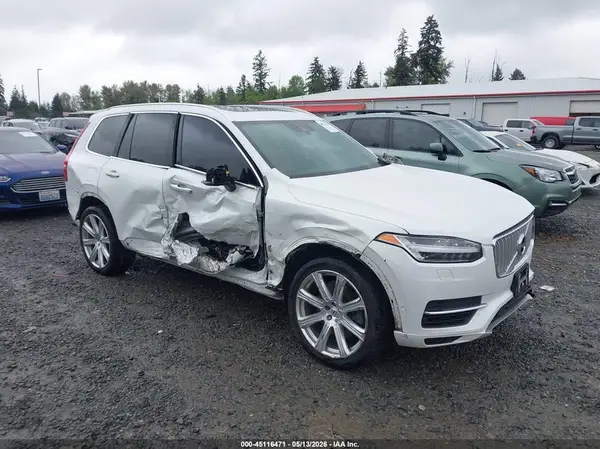 YV4BC0PL3H1183218 2017 VOLVO XC90 - Image 1