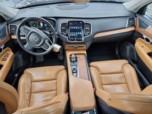 YV4BC0PL5G1050667 2016 VOLVO XC90 - Image 8