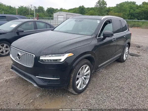YV4BC0PL5H1114448 2017 VOLVO XC90 - Image 2