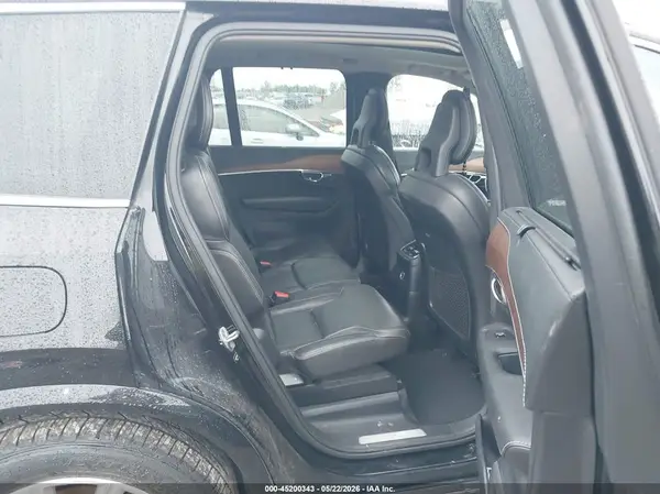 YV4BC0PL5H1114448 2017 VOLVO XC90 - Image 8