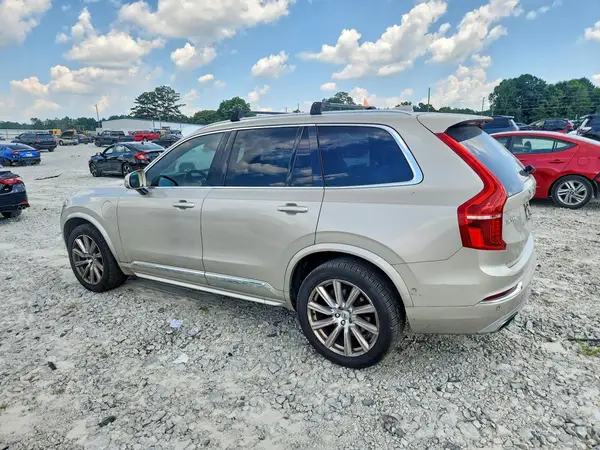 YV4BC0PL5H1121240 2017 VOLVO XC90 - Image 2